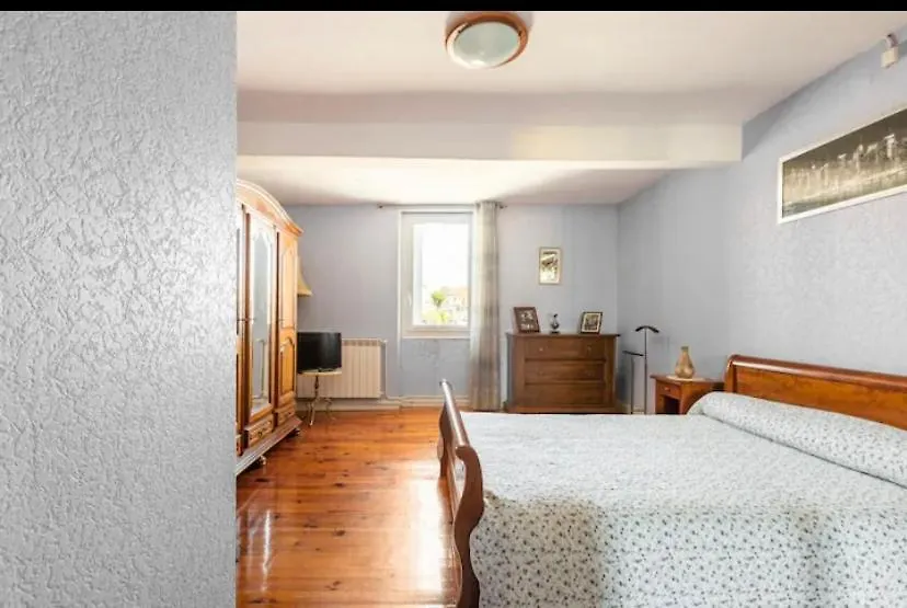 Habitación en casa particular Chambre Calme, A Deux Pas Du Centre Ville. Mirande